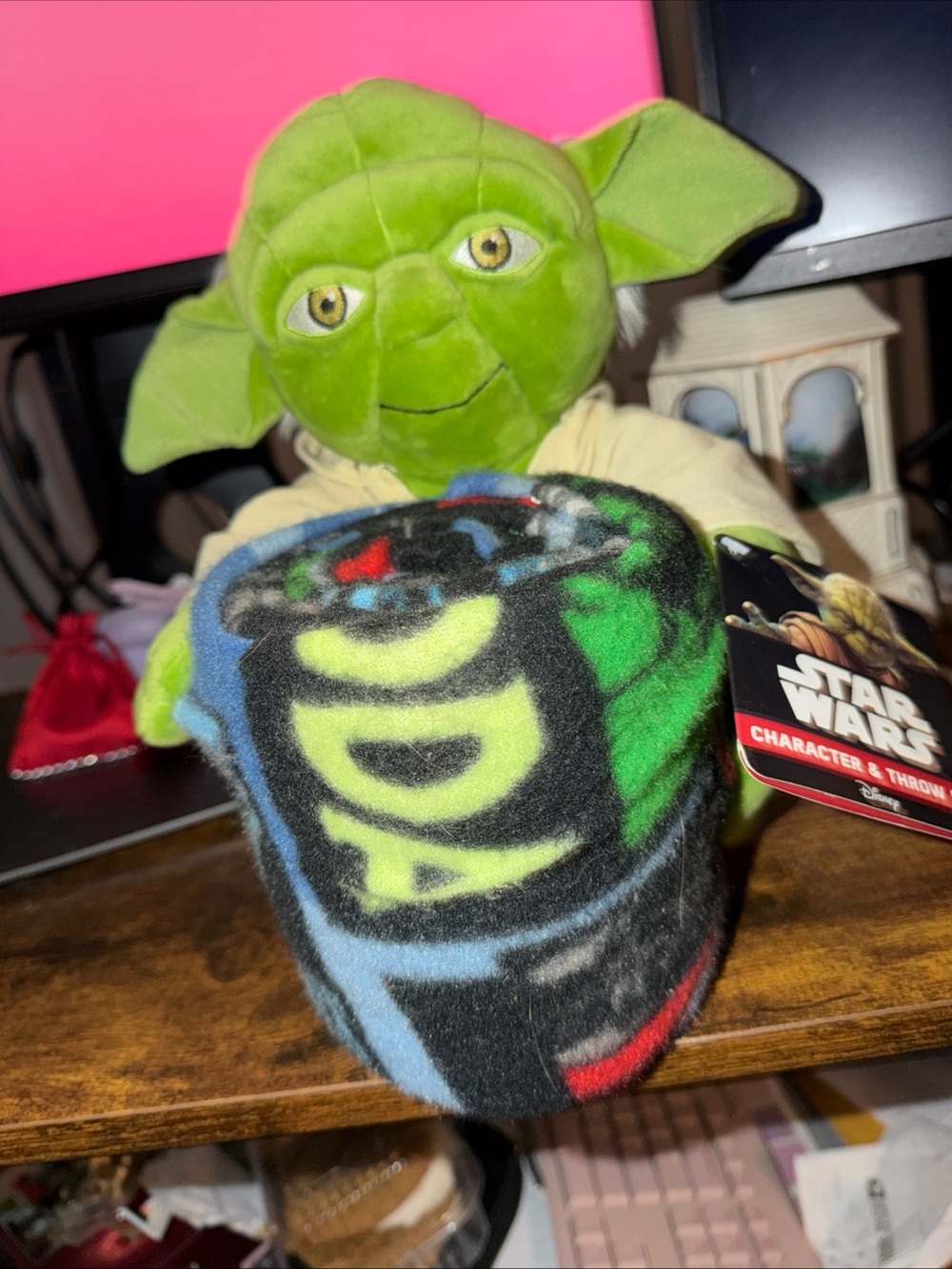 Star Wars Green Yoda Plush Character Throw